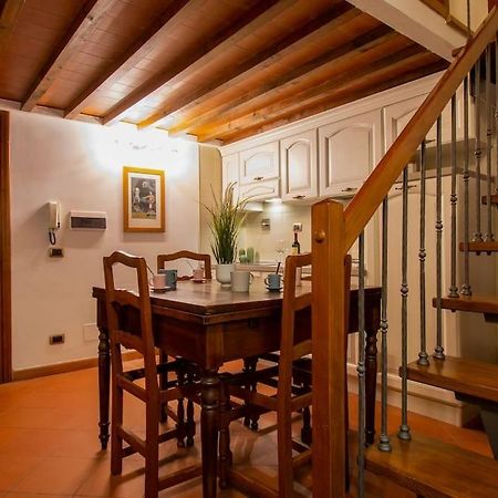 Demedici Apt W/ 2Br 1' Walk Uffizi & Ponte Vecchio Appartement Florence Buitenkant foto