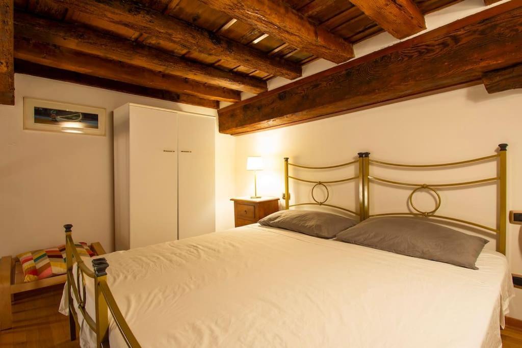 Demedici Apt W/ 2Br 1' Walk Uffizi & Ponte Vecchio Appartement Florence Buitenkant foto